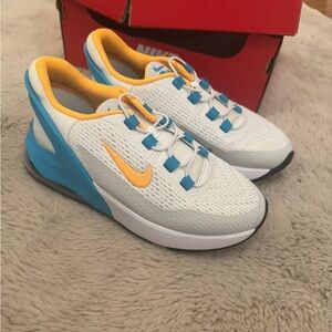 NIB Nike Air Max 270 size 2